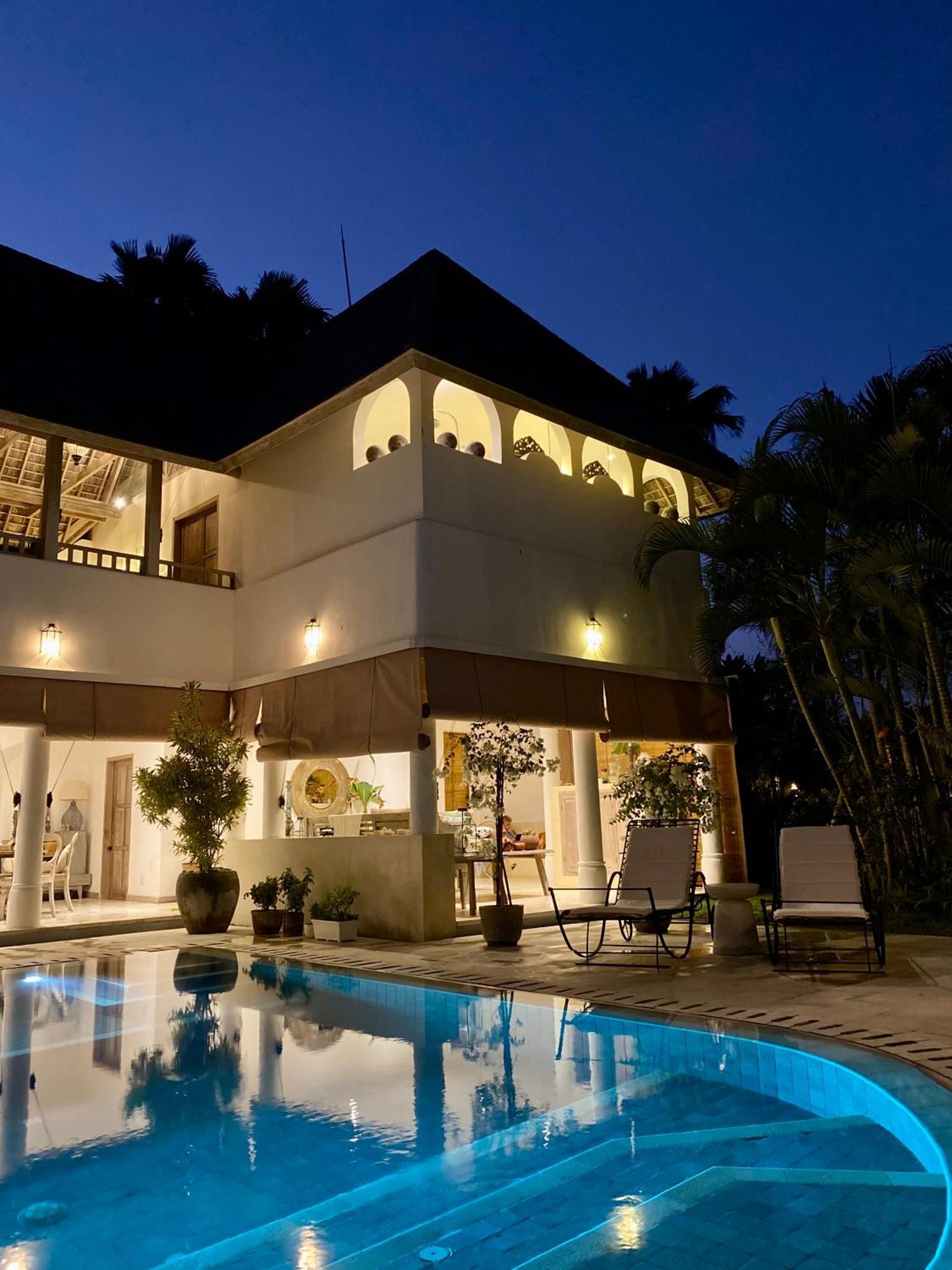 Unique 3br With Pool 5 Minute Walk To The Pererenan