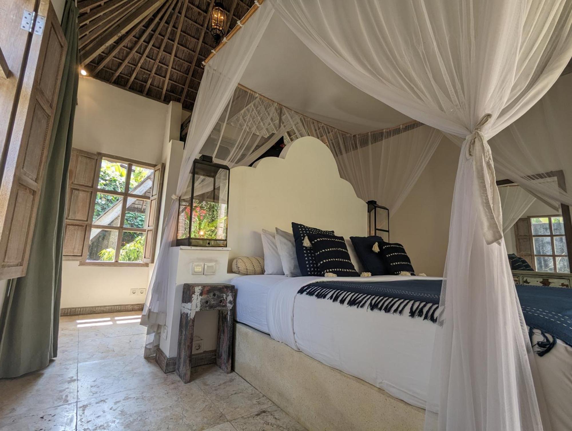 Villa Unique 3br With Pool 5 Minute Walk To The Pererenan *