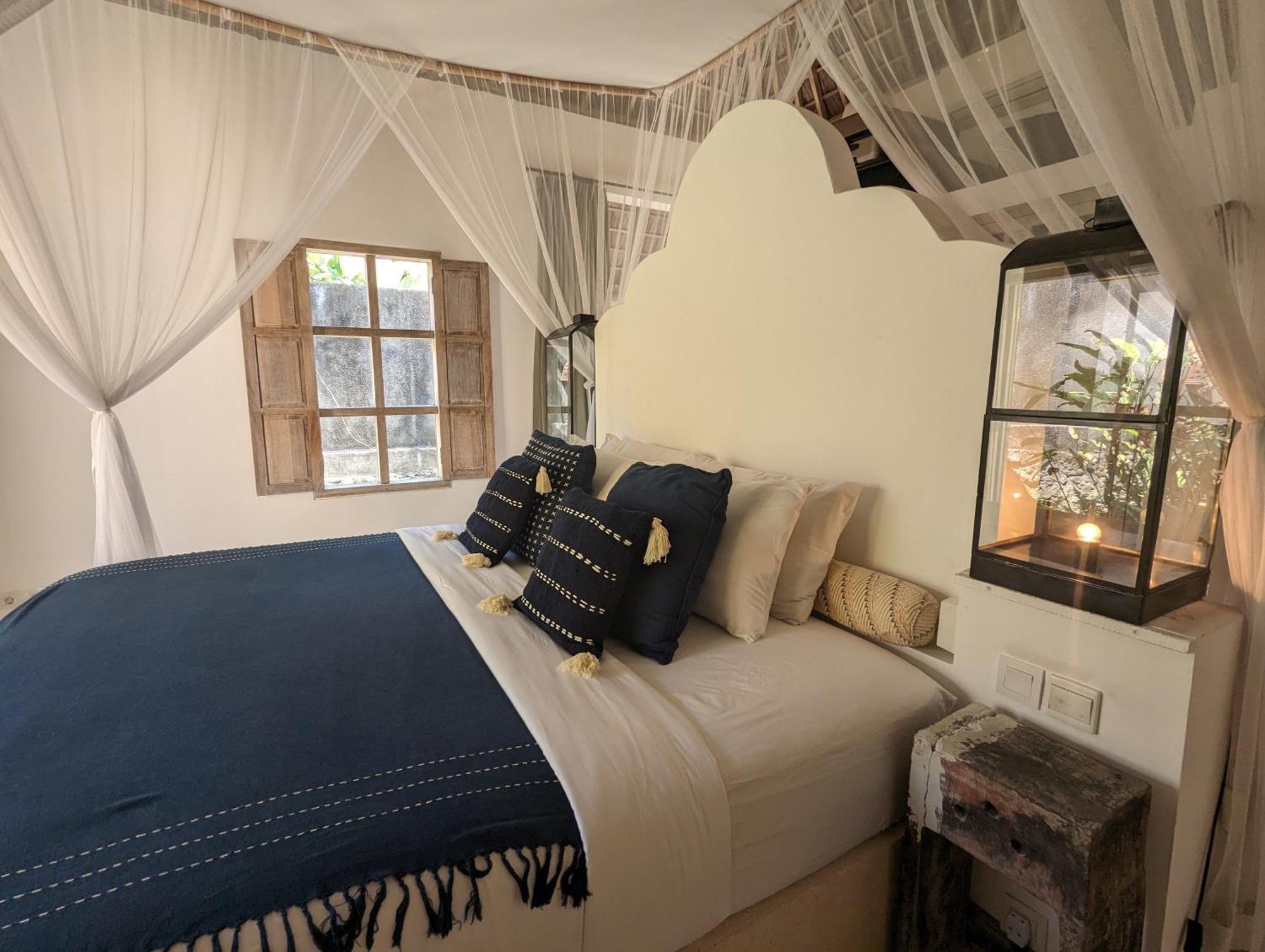 Unique 3br With Pool 5 Minute Walk To The Pererenan