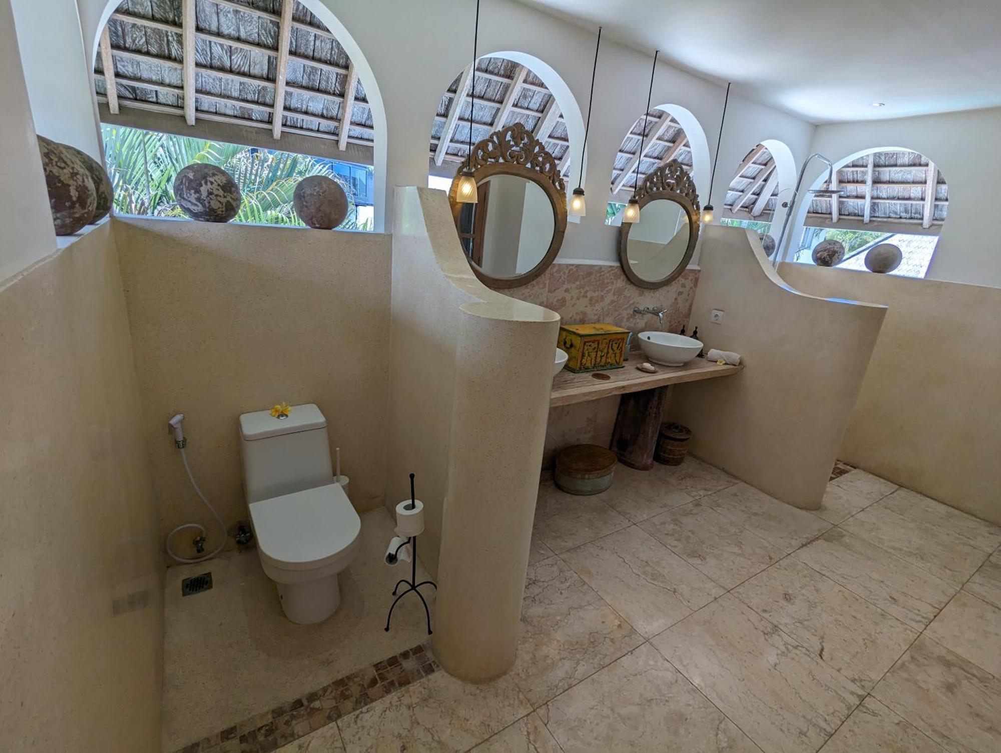 Unique 3br With Pool 5 Minute Walk To The Pererenan Villa *