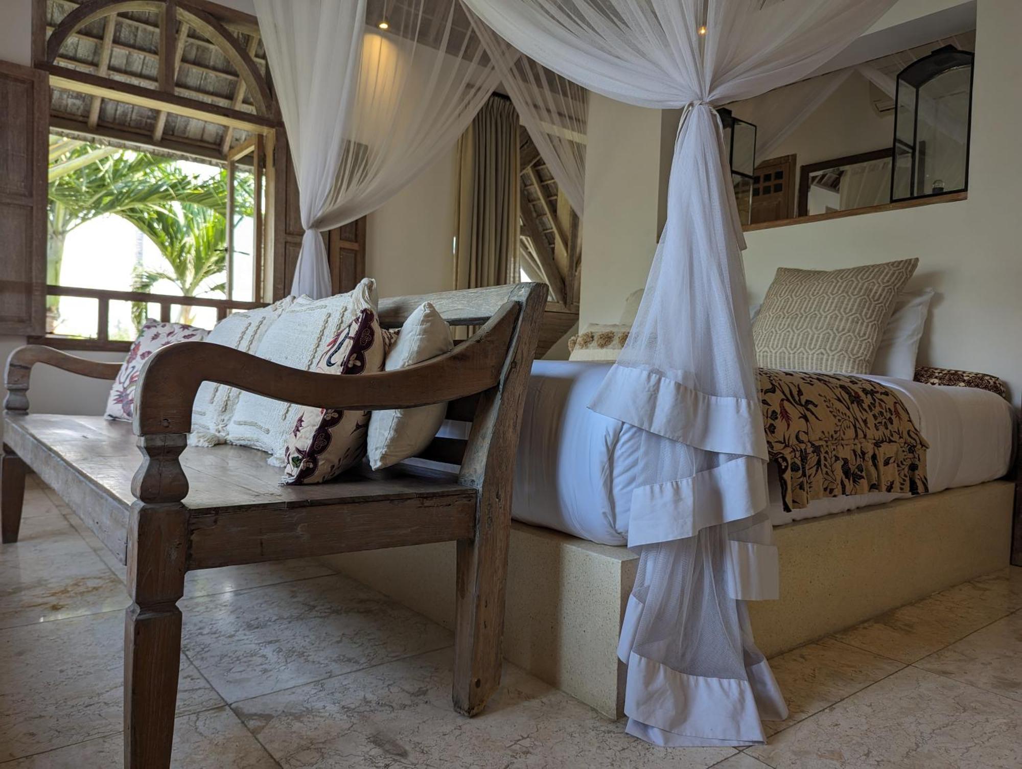 Villa Unique 3br With Pool 5 Minute Walk To The Pererenan *